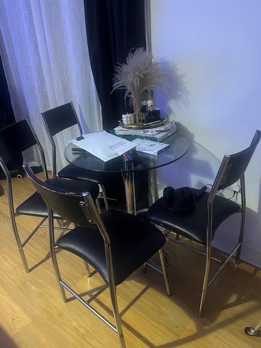 Buy & Sell Atherton Wigan - Photos for Dining table and chairs