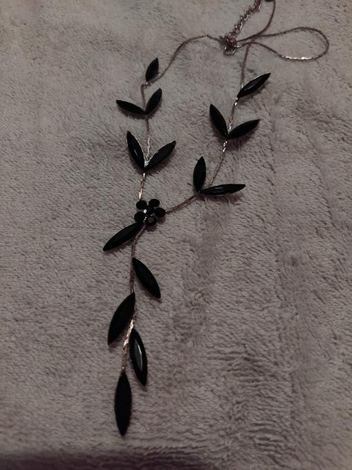 Buy & Sell Milton Regis Swale - Photos for black necklace