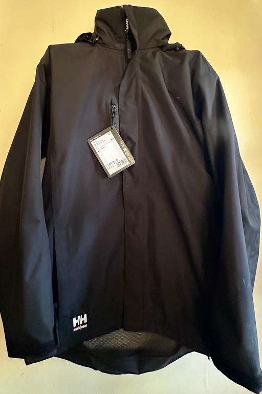 Buy & Sell Cambridge Heath East London - Photos for Brand new size M Helly Hansen black raincoat