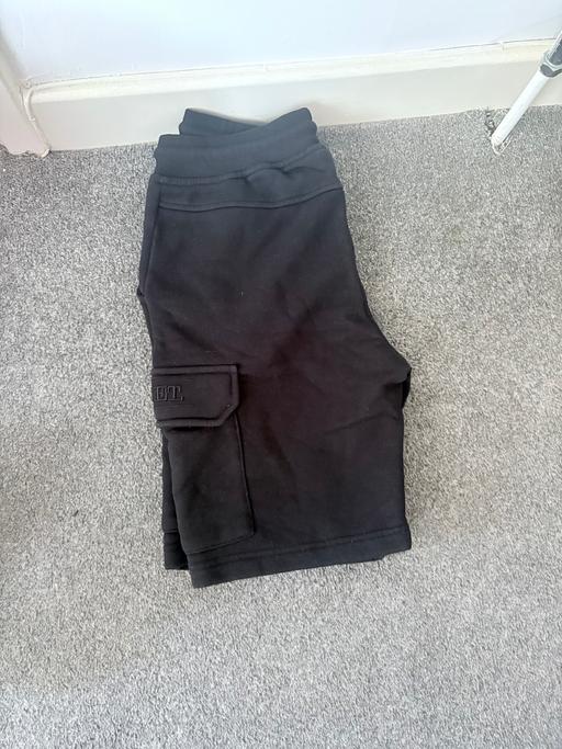 Buy & Sell Surrey Quays South East London - Photos for MALLET hoody and shorts