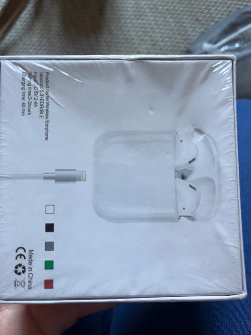 Buy & Sell Wednesfield Wolverhampton - Photos for New ear pods earphones
