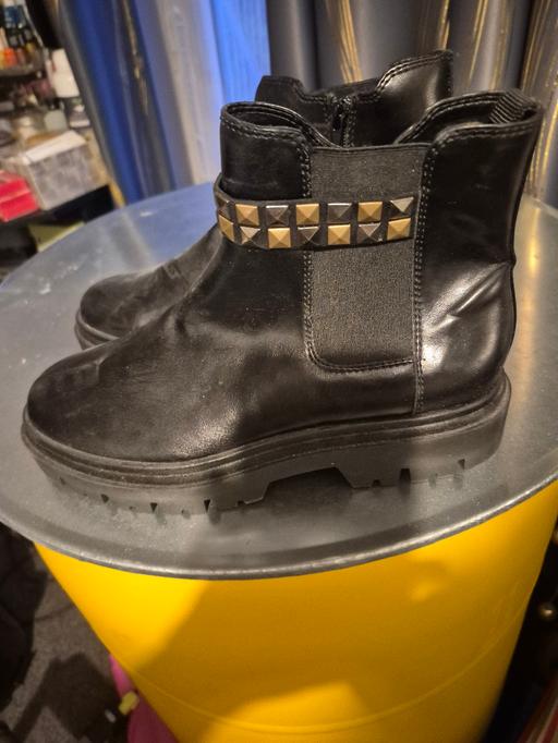 Buy & Sell Clapham South West London - Photos for ankle boots size 8