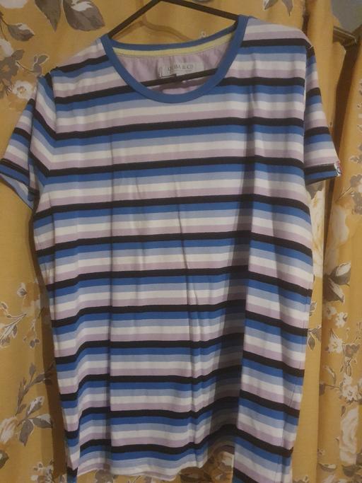 Buy & Sell Bradmore Wolverhampton - Photos for Ladies tshirt size 14