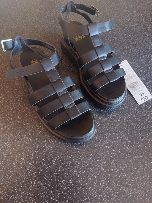Buy & Sell Woodthorpe Charnwood - Photos for Women's black sandals size 3