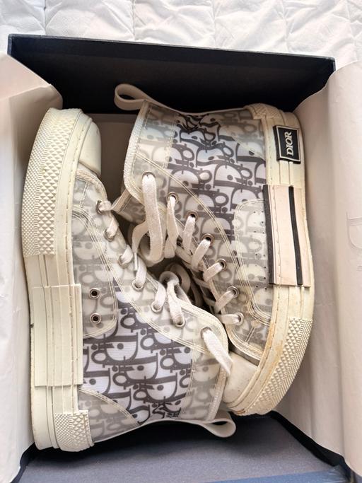 Buy & Sell - Photos for Women’s trainers