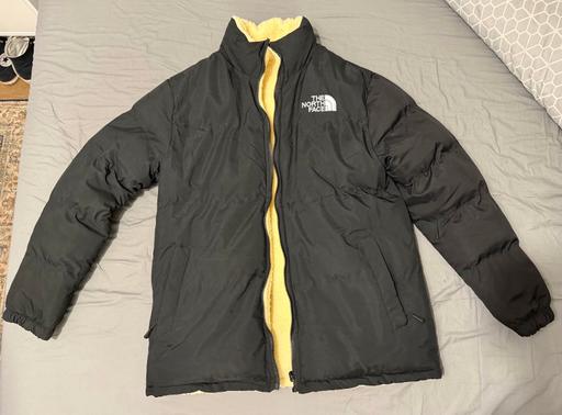 Buy & Sell Lewisham South East London - Photos for North face double sided jacket