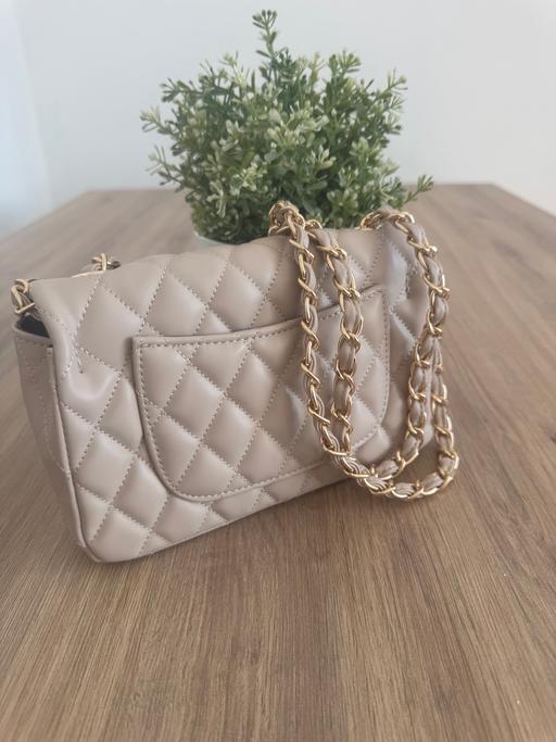 Buy & Sell Waterloo Central London - Photos for Brand New Beige Bag -Your Timeless Essential.