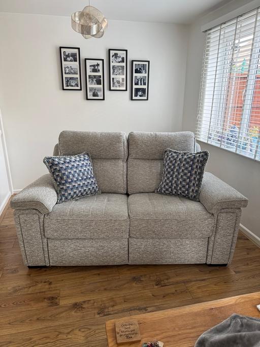 Buy & Sell Tipton Sandwell - Photos for 2 sofas
