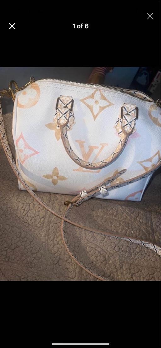 Buy & Sell Deptford South East London - Photos for LV bag