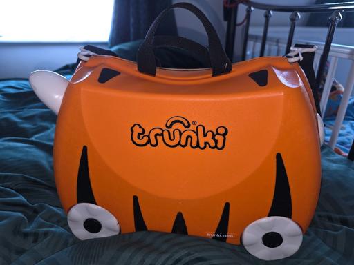 Buy & Sell Bloxwich Walsall - Photos for Trunki tiger, ride on suitcase for kids
