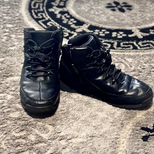 Buy & Sell Ocker Hill Sandwell - Photos for Junior kids size 2.5 uk timberland boots