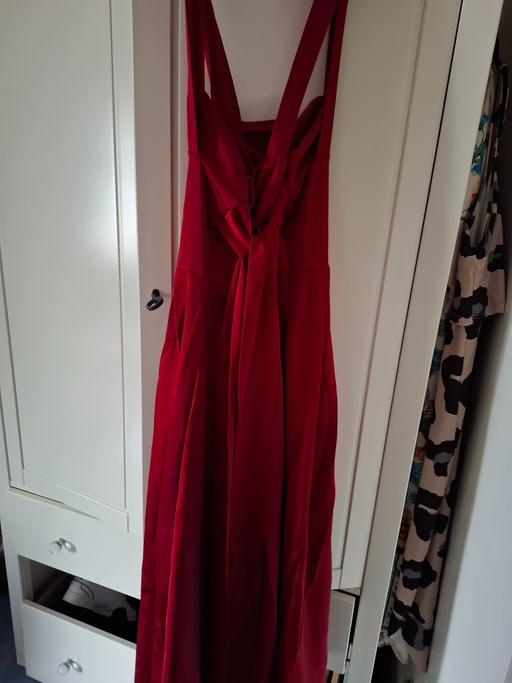 Buy & Sell Plaistow East London - Photos for Lovely satin fully lined dress never worn