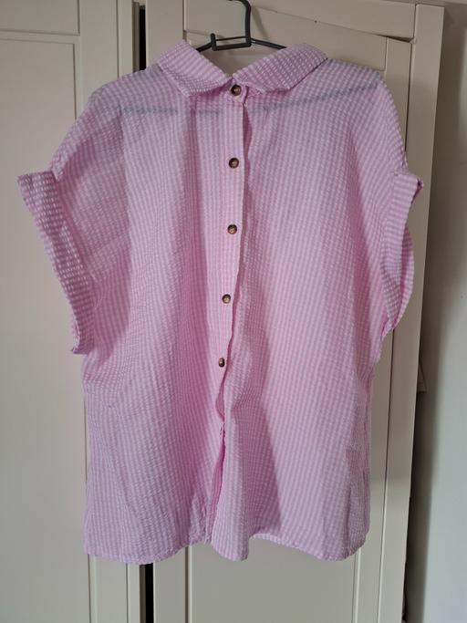 Buy & Sell Plaistow East London - Photos for Pink blouse