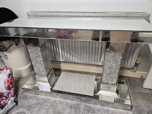Buy & Sell Cannock Cannock Chase - Photos for Glass console table