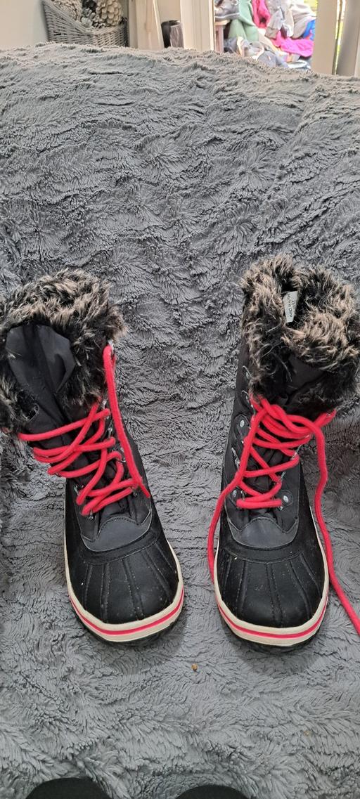 Buy & Sell Sutton Coldfield Birmingham - Photos for Boots Size 3