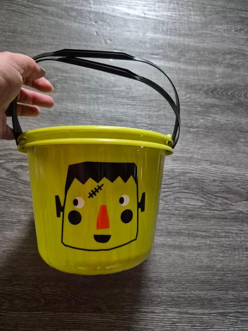 Buy & Sell Crumpsall Manchester - Photos for new Halloween Treat Buckets