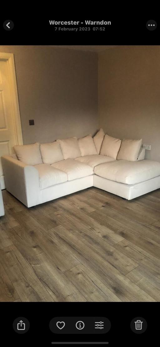 Buy & Sell Berkeley Alford Worcester - Photos for small corner and 2 seater settee