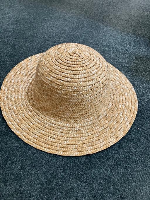 Buy & Sell Woodcross Wolverhampton - Photos for Girls hat /bonnet