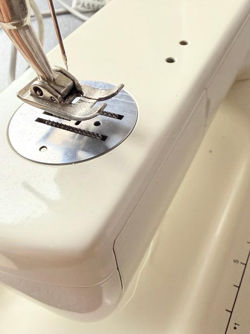 Classes South West Industrial Estate County Durham - Photos for Bernina sewing machine new cam gear/serviced