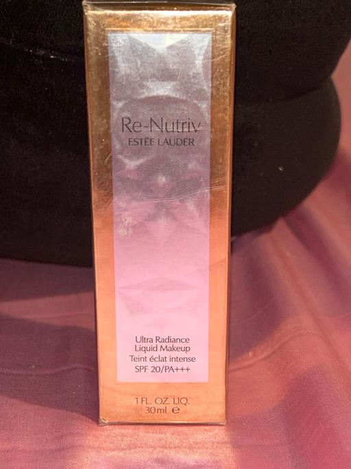 Buy & Sell Northville South Gloucestershire - Photos for Estée lauder re nutriv radiance foundation