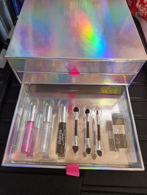 Buy & Sell Ramsgate Thanet - Photos for bn large make up set Claires