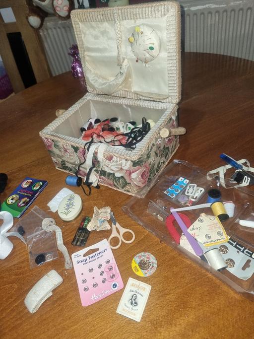 Buy & Sell Stirchley Birmingham - Photos for Vintage Sewing kit FULL