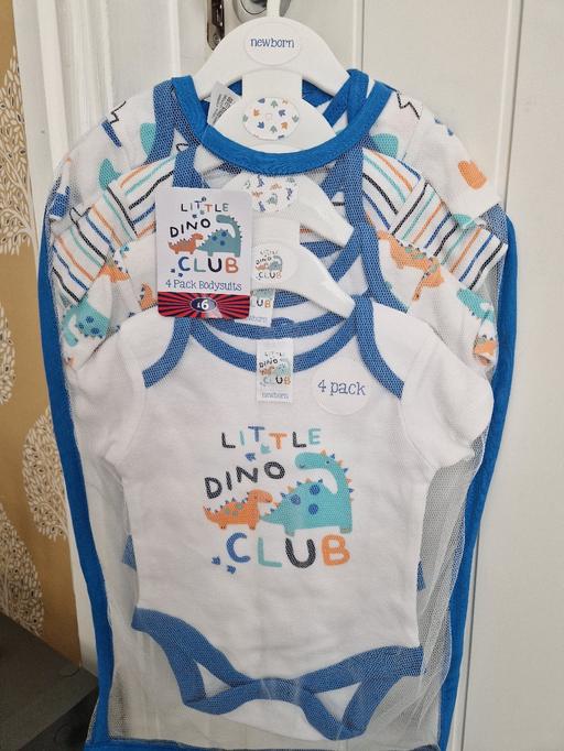 Buy & Sell Knowsley Merseyside - Photos for New 4 Pack Baby Bodysuits
