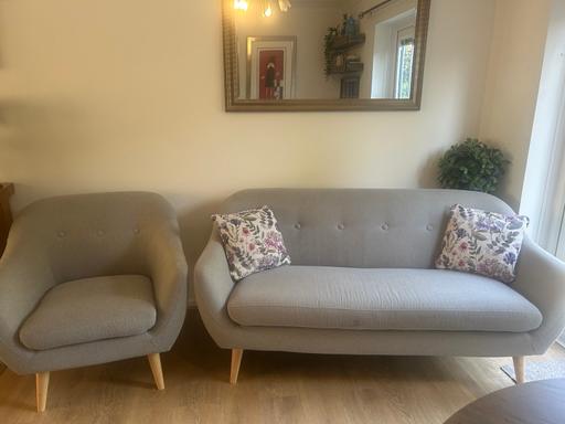 Buy & Sell Chadsmoor Cannock Chase - Photos for Settee and chair