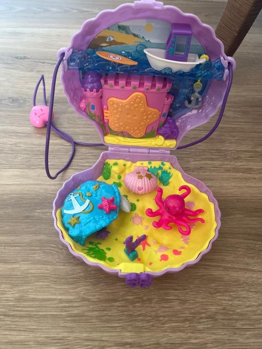 Buy & Sell Conisbrough Doncaster - Photos for Polly pocket pearl shell