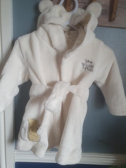 Buy & Sell Bradmore Wolverhampton - Photos for 3-6m Baby dressing gown DISNEY
