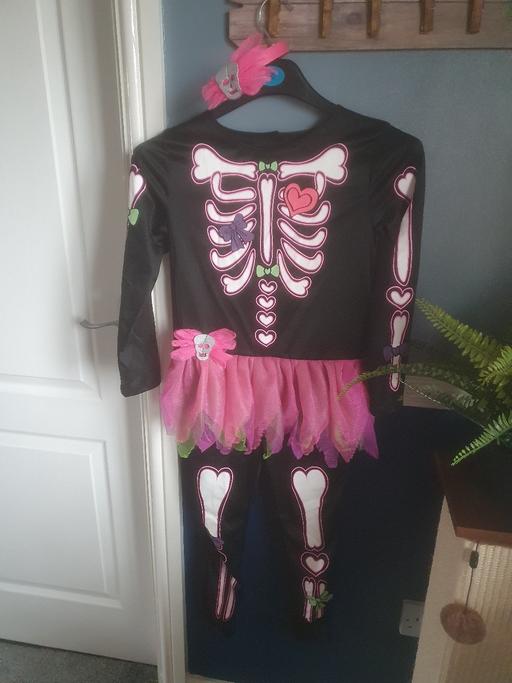 Buy & Sell Bradmore Wolverhampton - Photos for Halloween Fancy bones outfit 6-8 yrs