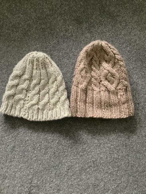 Buy & Sell Walsall Wood Walsall - Photos for 2 knitted hats.