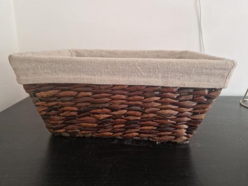 Buy & Sell Hall Green Birmingham - Photos for woven storage basket with lining