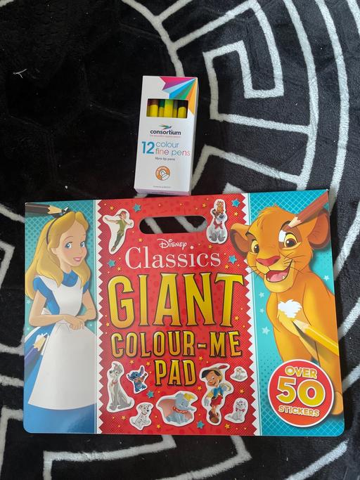 Buy & Sell Kings Heath Birmingham - Photos for New Giant coloring book & color pens