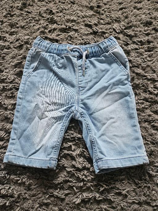 Buy & Sell Weston Point Halton - Photos for Age 7 MATALAN shorts