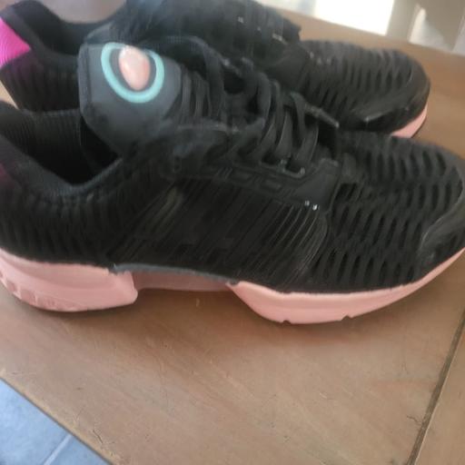 Buy & Sell Goodmayes East London - Photos for Girls Adidas climacool trainers