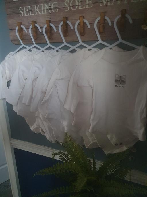 Buy & Sell Bradmore Wolverhampton - Photos for 7 L/S baby vests 3-6m Mon-Sun