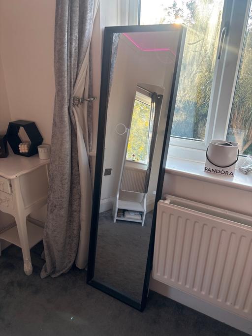 Buy & Sell Southend-on-Sea Southend-on-Sea - Photos for Mirror