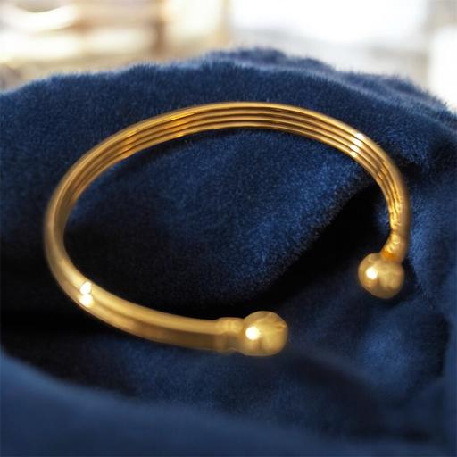 Buy & Sell Muxton Telford and Wrekin - Photos for A 9 carat gold ladies bangle