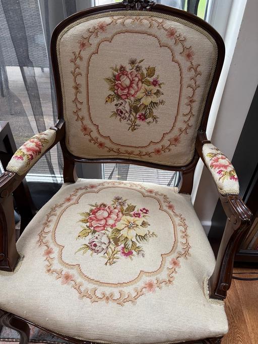 Buy & Sell Charter Avenue Industrial Estate Coventry - Photos for Antique style chair