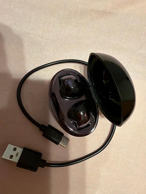 Buy & Sell Ward End Birmingham - Photos for EarPods