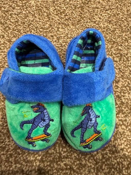 Buy & Sell New Eltham South East London - Photos for Baby boys dinosaur slippers 7