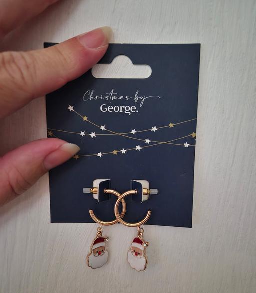 Buy & Sell Crumpsall Manchester - Photos for new Xmas Santa Earrings
