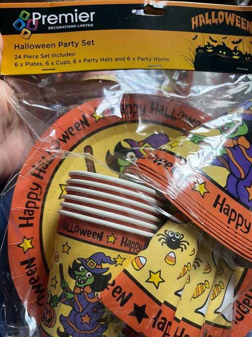 Buy & Sell Wednesfield Wolverhampton - Photos for New Halloween party set