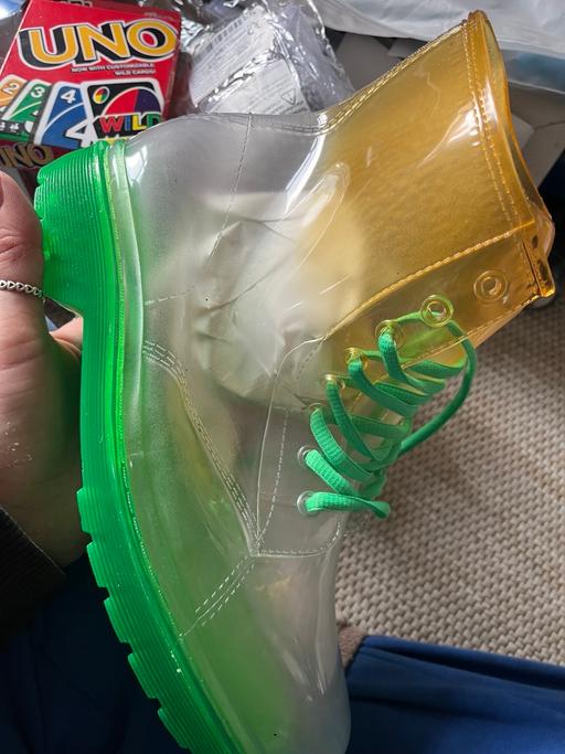 Buy & Sell Wednesfield Wolverhampton - Photos for New size 8 boots