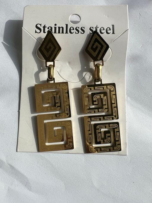 Buy & Sell Norris Green Liverpool - Photos for Fancy design drop earring gold colour