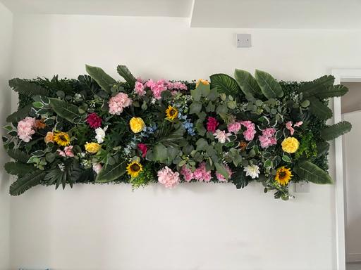 Buy & Sell West Derby Liverpool - Photos for Flower wall