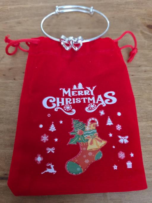 Buy & Sell Blackpool Town Centre Blackpool - Photos for Double heart bangle in Christmas pouch NEW