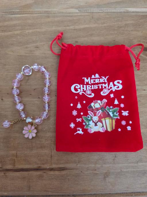 Buy & Sell Blackpool Town Centre Blackpool - Photos for Daisy beaded bracelet in pouch NEW