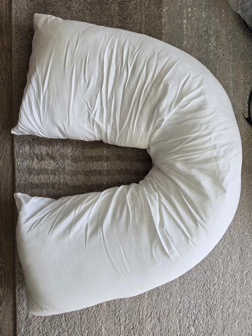 Buy & Sell Bow East London - Photos for U-Shaped Pillow